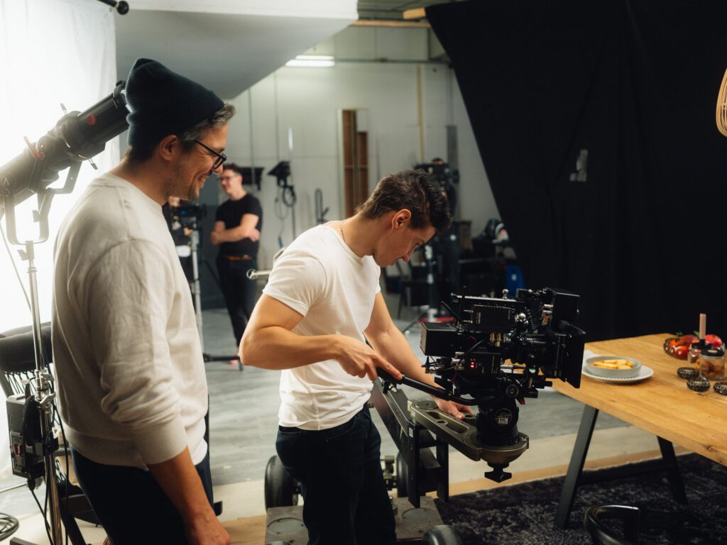 Christoph Wieczorek setting up the camera in the studio