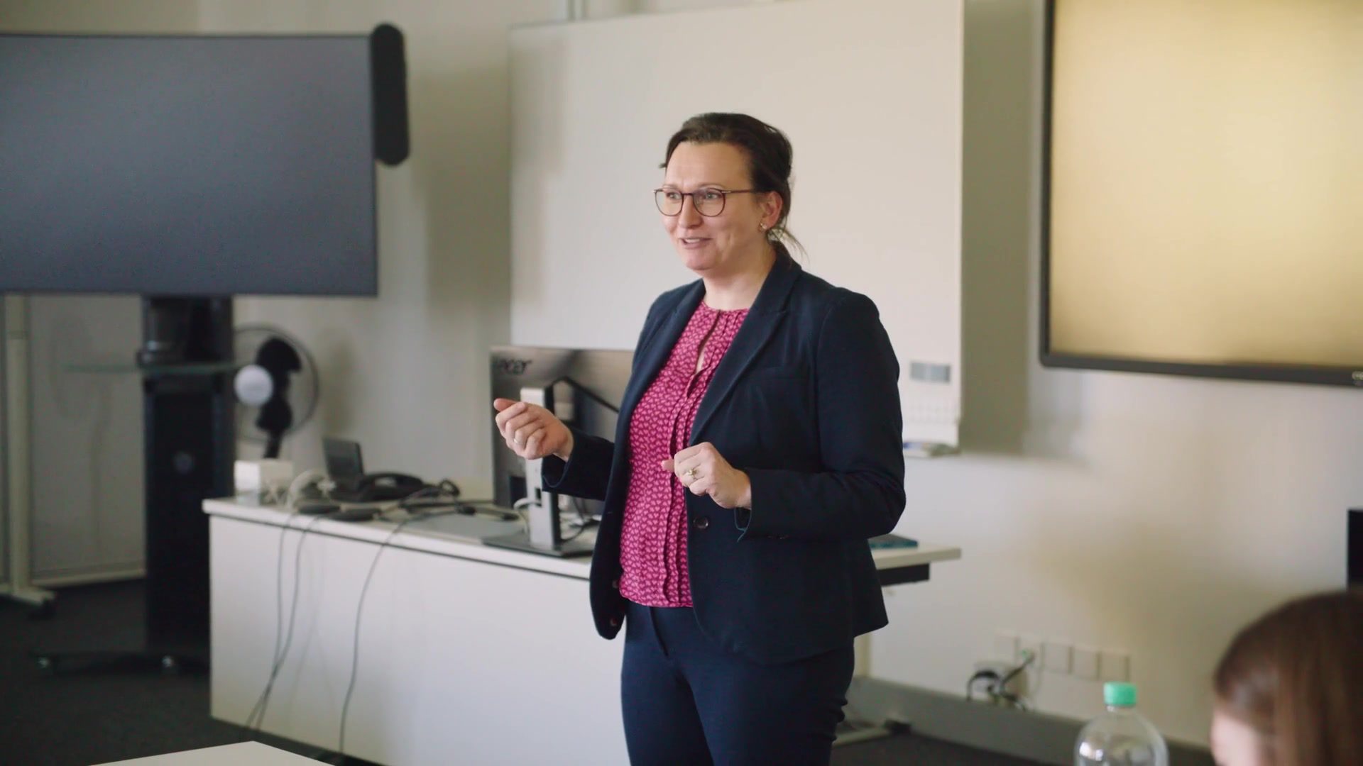 Lecture at HdBA