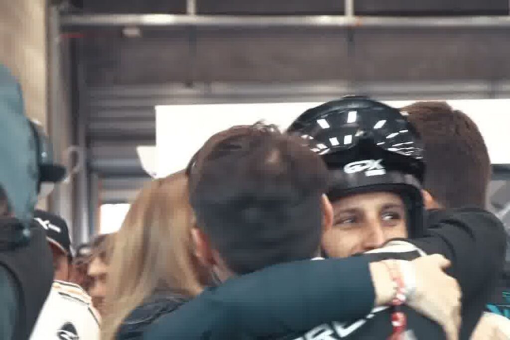 The moment a race comes together
