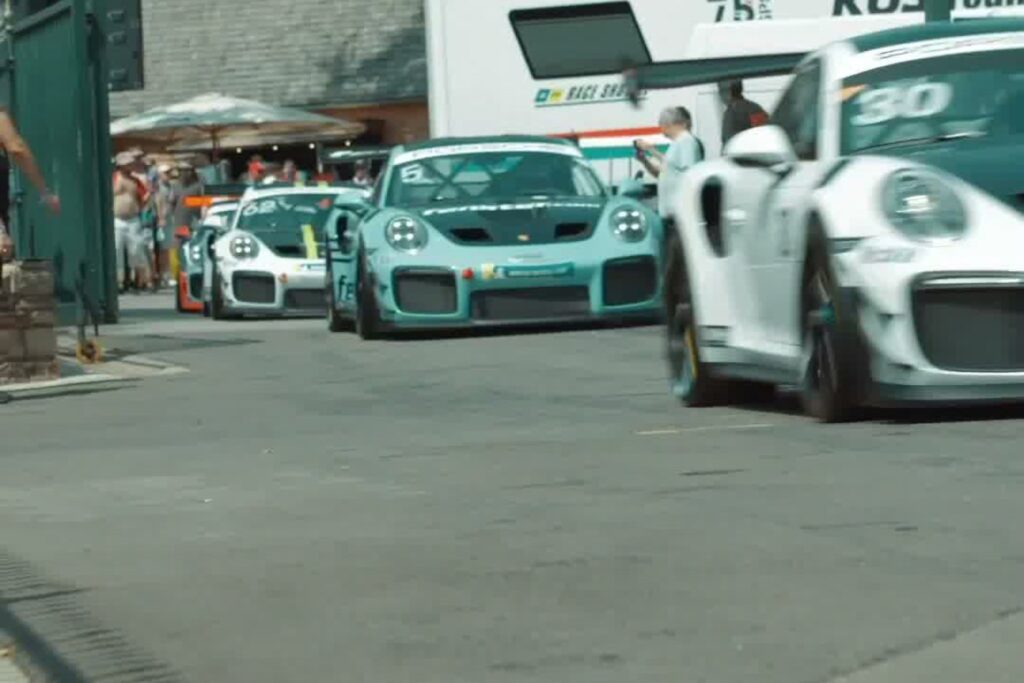 A paddock full of Porsche