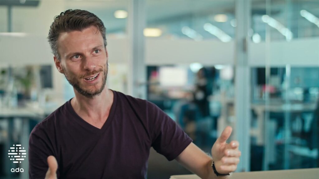 Ein Ada-Mitarbeiter erzählt im Interview von seiner Arbeit