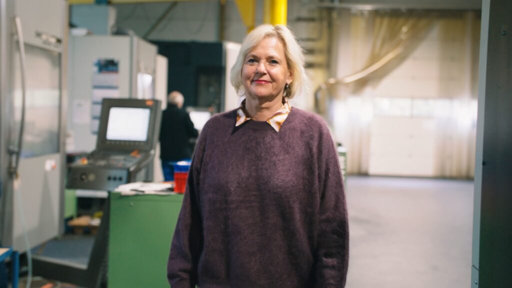 Heike Hilmer-Börner in her workshop in Hanover